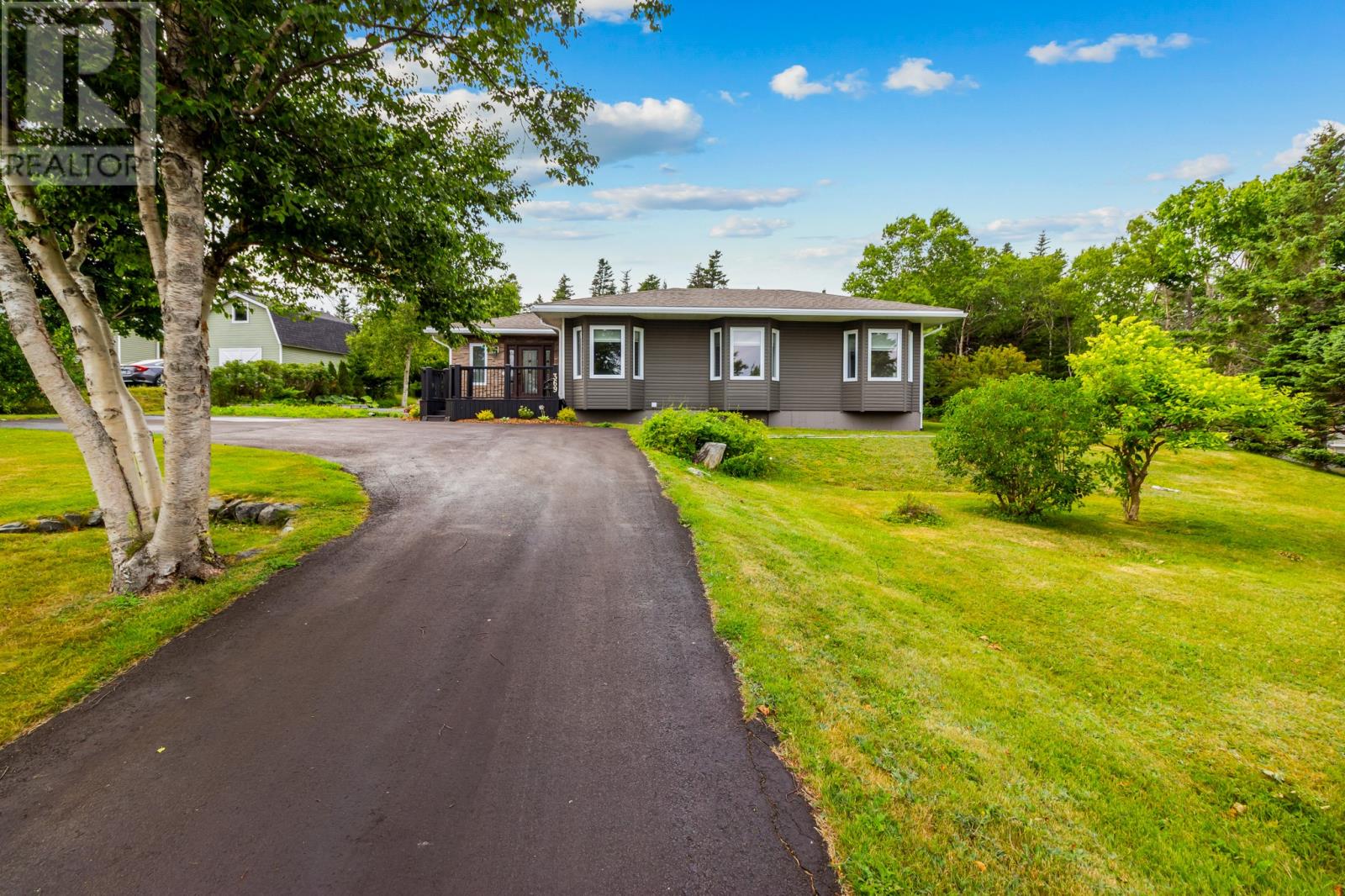 369-371 Dogberry Hill Rd, Portugal Cove, NL A1M 1E7