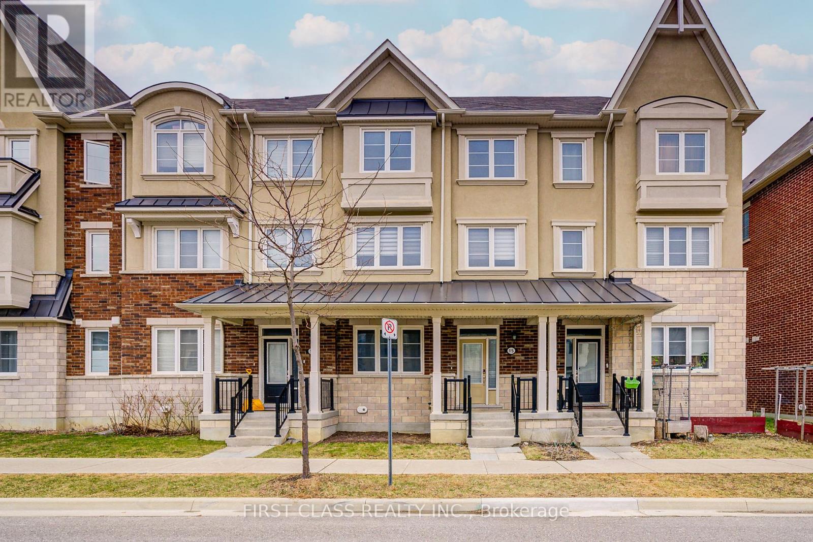 15 Thomas Swanson St, Markham, ON L6B 1M8