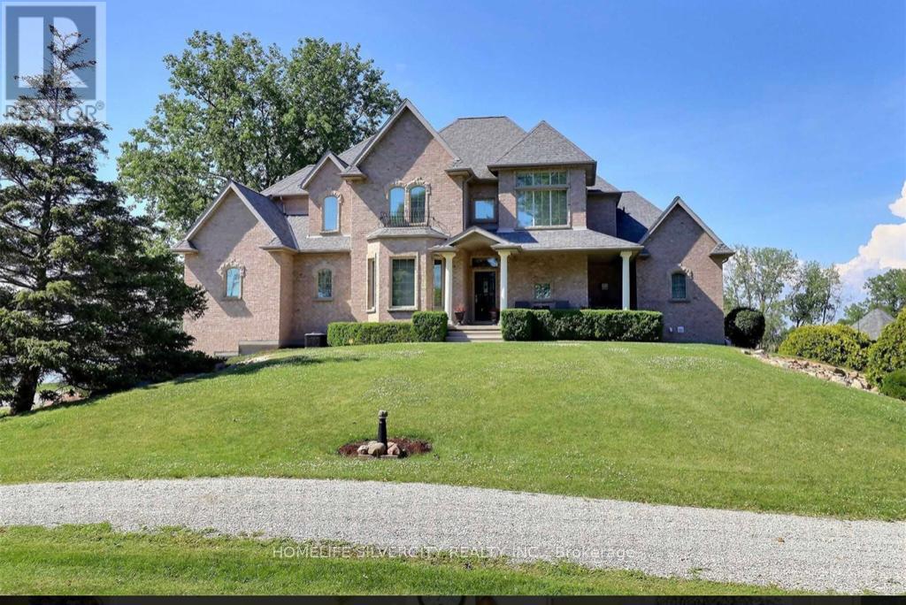 21000 Admiral Dr, Lakeshore, ON N0P 2L0