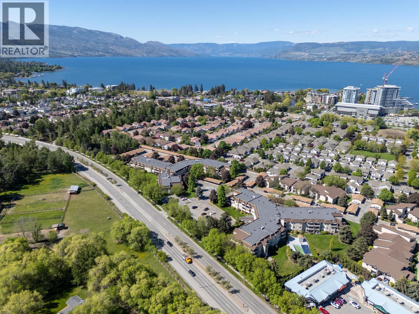 3854 Gordon Drive Unit 263, Kelowna, BC V1W 3G5