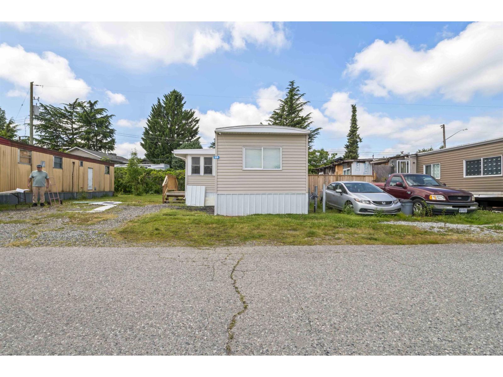 26892 Fraser Highway Unit 9b, Langley, BC V4W 3T5