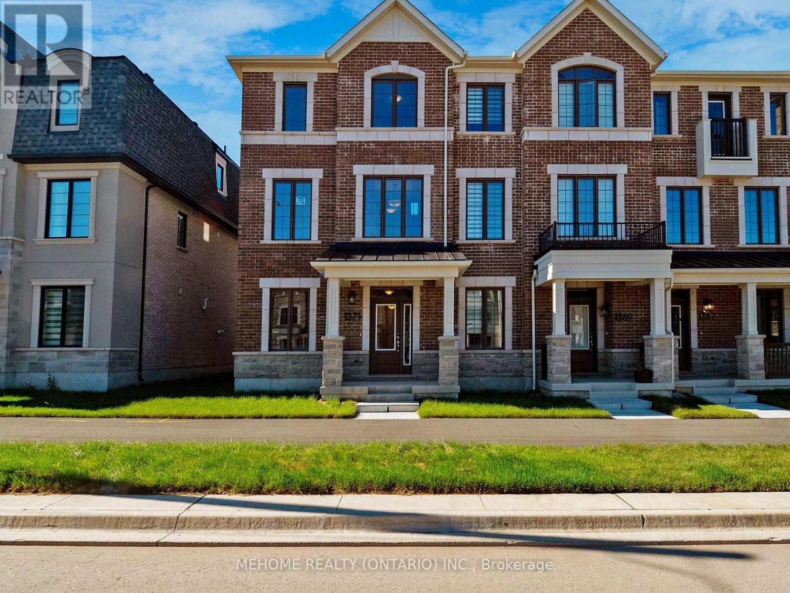 1371 William Halton Pkwy, Oakville Nw Northwest, ON L6M 5N9