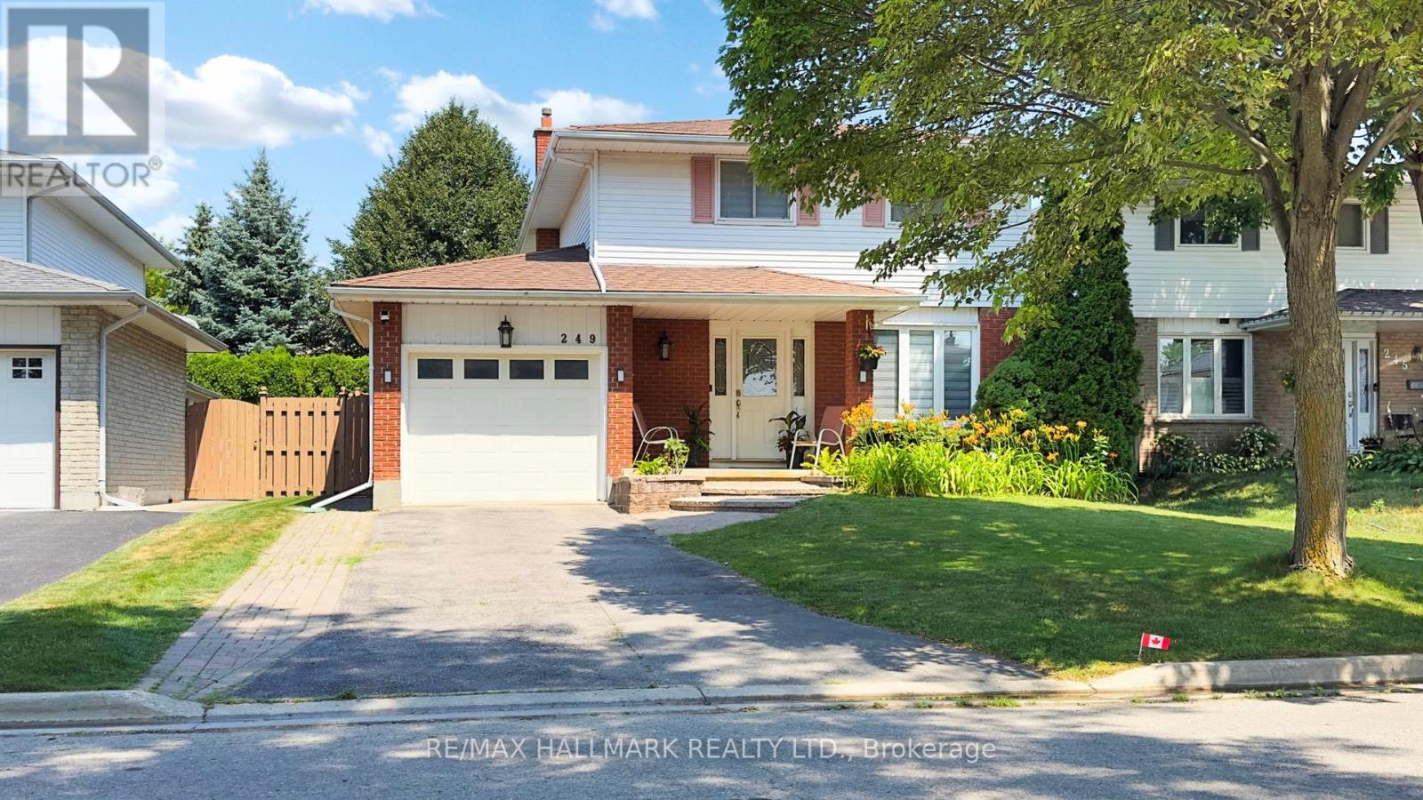 249 Kensington Cres, Oshawa, ON L1G 7R8