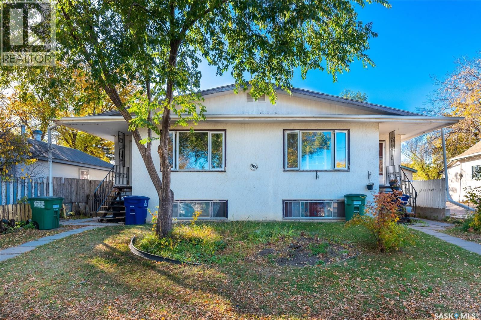 309 311 Y Ave S, Saskatoon, SK S7M 3J6