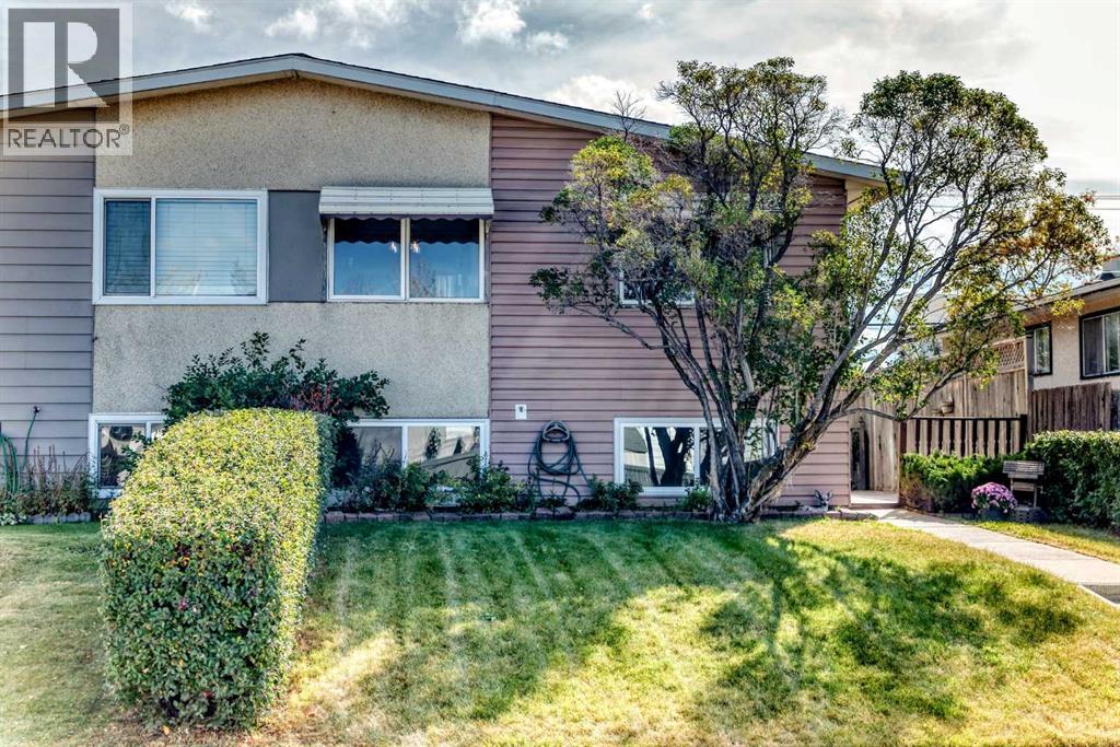 42 Pennsburg Way SE, Calgary, AB T2A 2J5