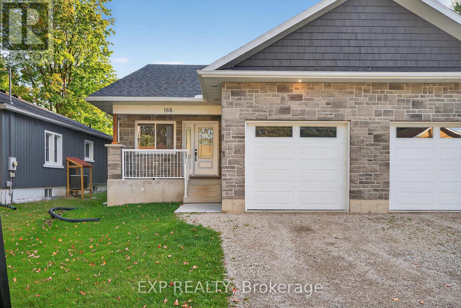 166 Webb St, Minto, ON N0G 1Z0