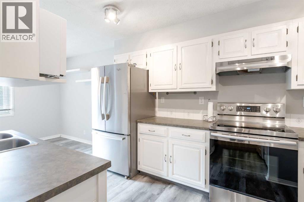 80 Piper Drive Unit 19, Red Deer, AB T4P 1H8