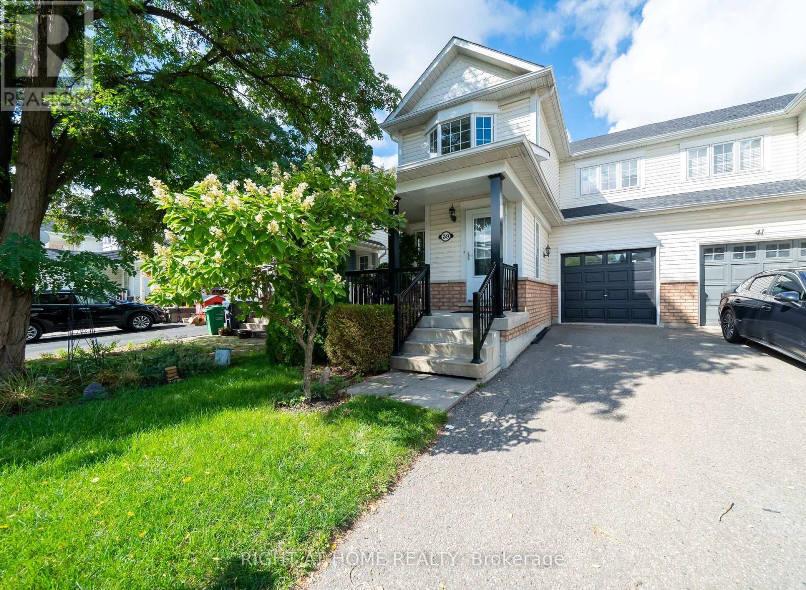 39 Viceroy Cres, Brampton Northwest Sandalwood Parkway, ON L7A 1V7