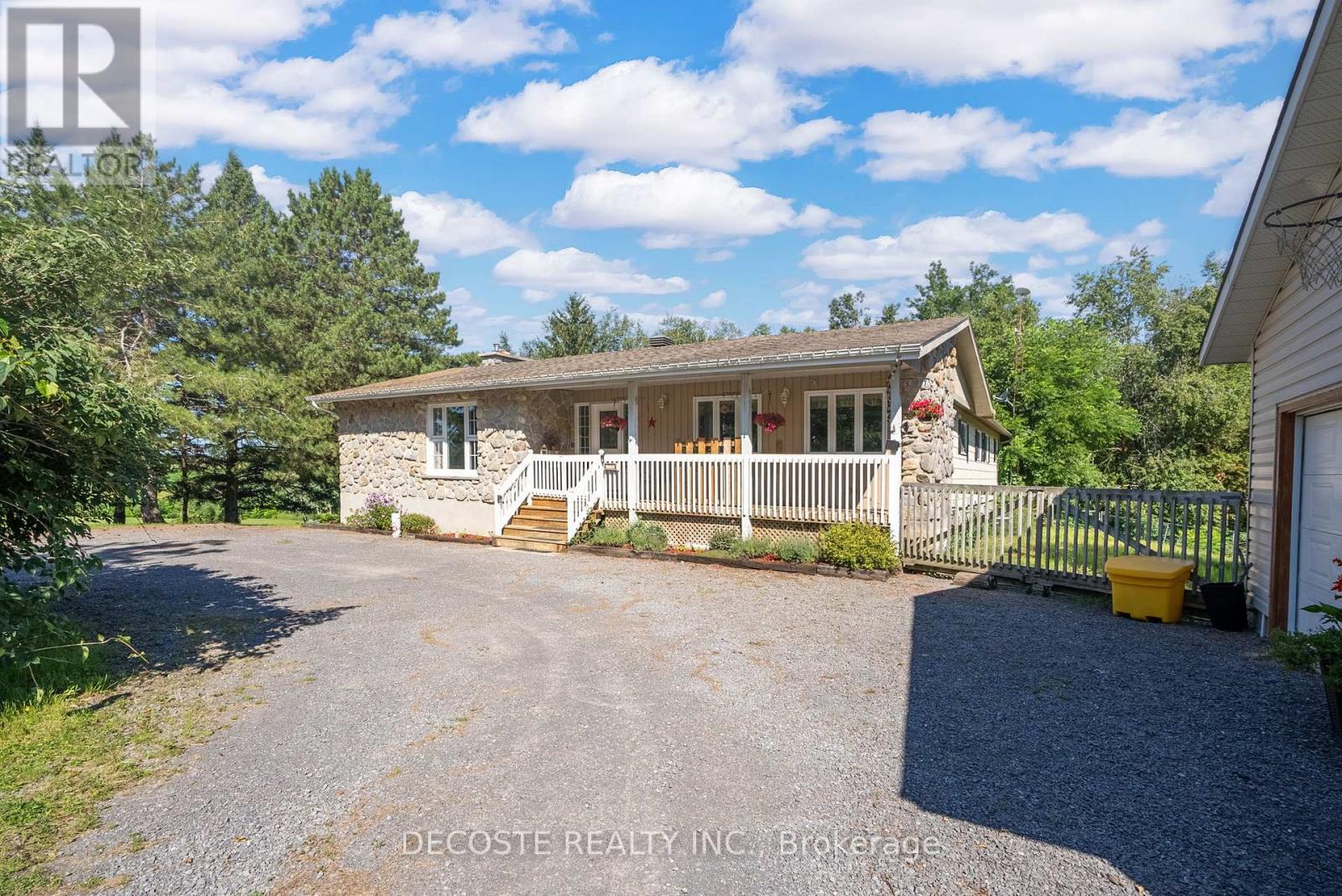 21275 Mccormick Rd, North Glengarry, ON K0C 1A0