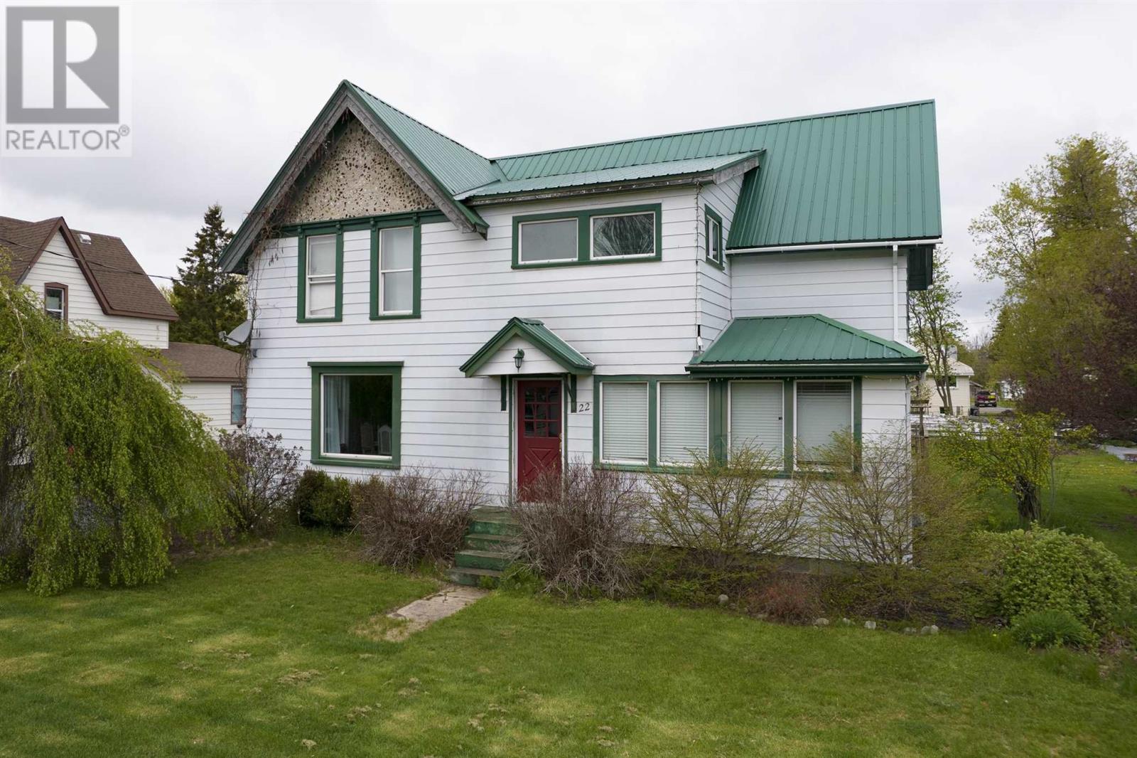 22 Huron St, Thessalon, ON P0R 1L0