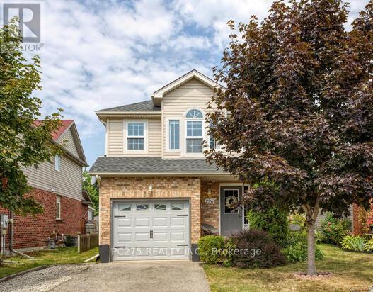 296 Millburn Blvd, Centre Wellington, ON N1M 3S3
