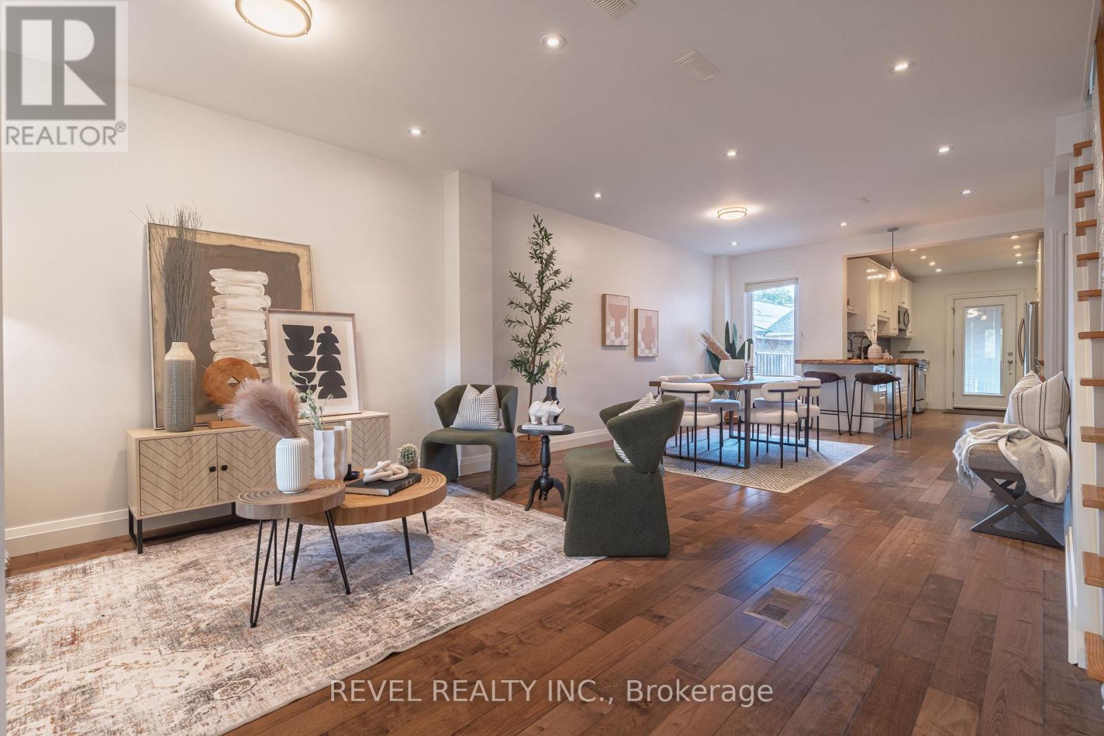 87 Earlscourt Ave S, Toronto, ON M6E 4A8