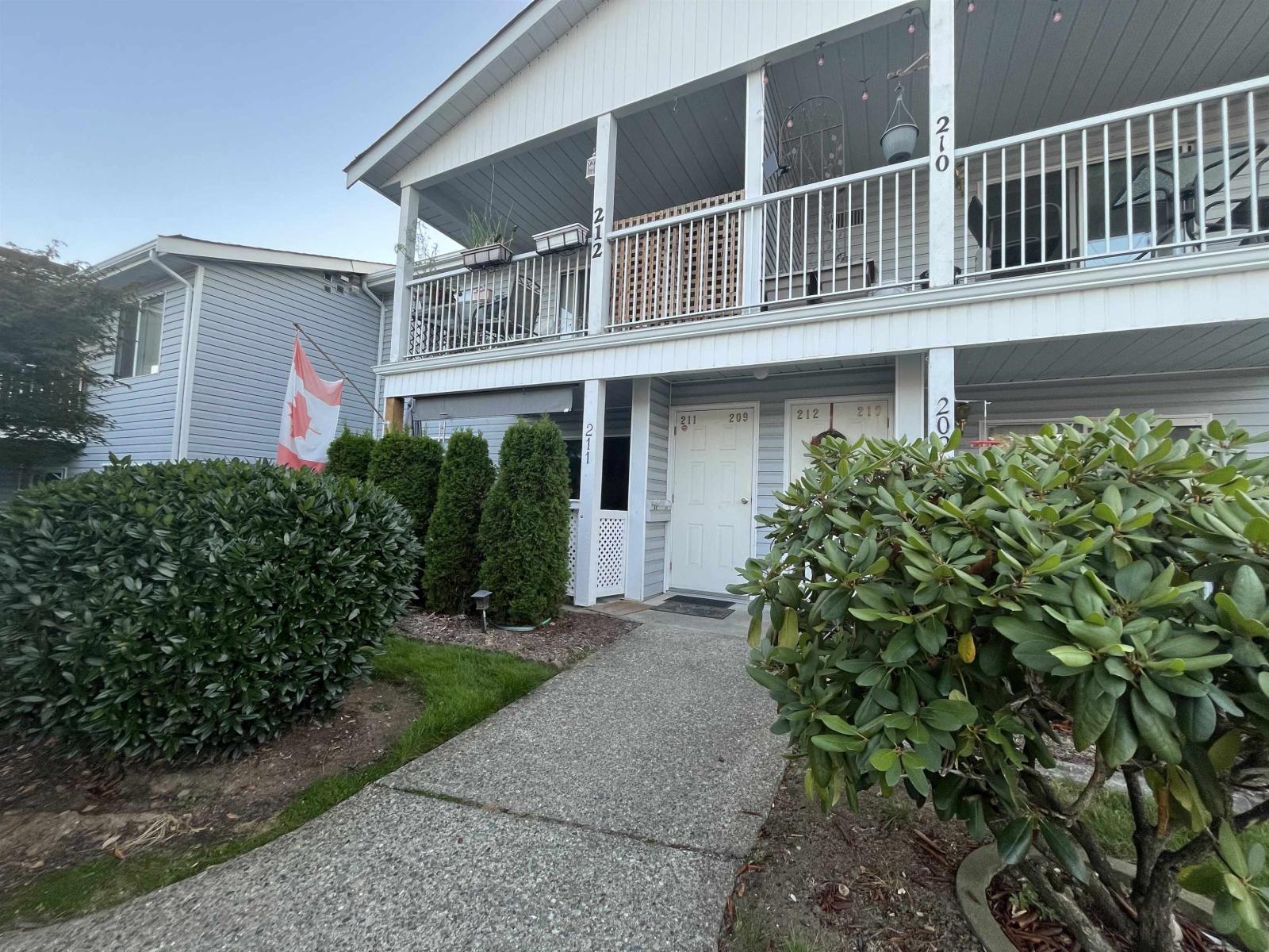 32691 Garibaldi Drive Unit 211, Abbotsford, BC V2T 5T7