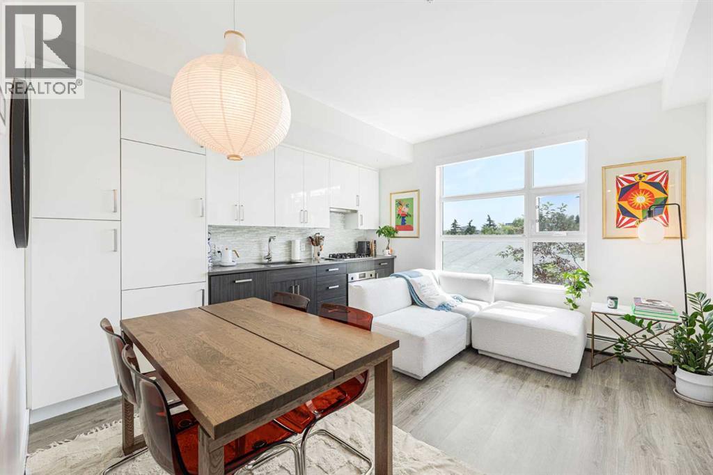 515 4 Avenue Ne Unit 221, Calgary, AB T2E 0J9
