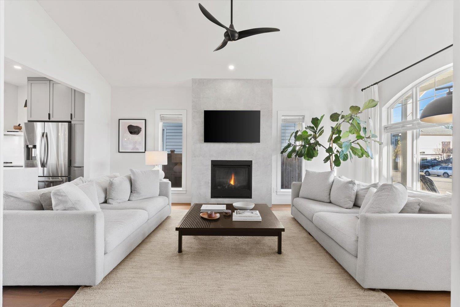 6819 School Lanesardis East Vedder, Chilliwack, BC V2R 5T1