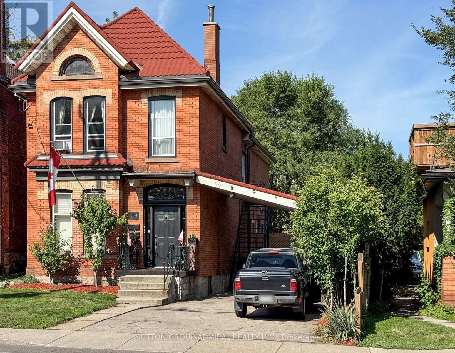 164 Wentworth St S, Hamilton, ON L8N 2Z2