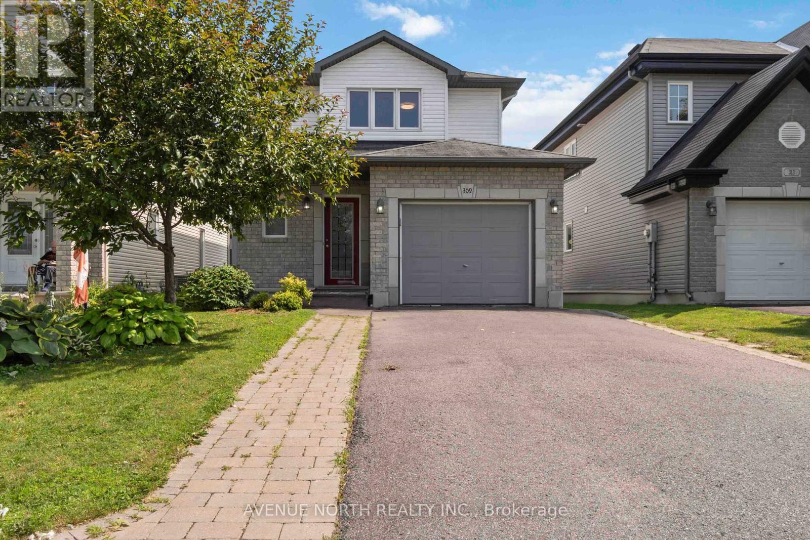309 Mercury St, Clarence-Rockland, ON K4K 1H2