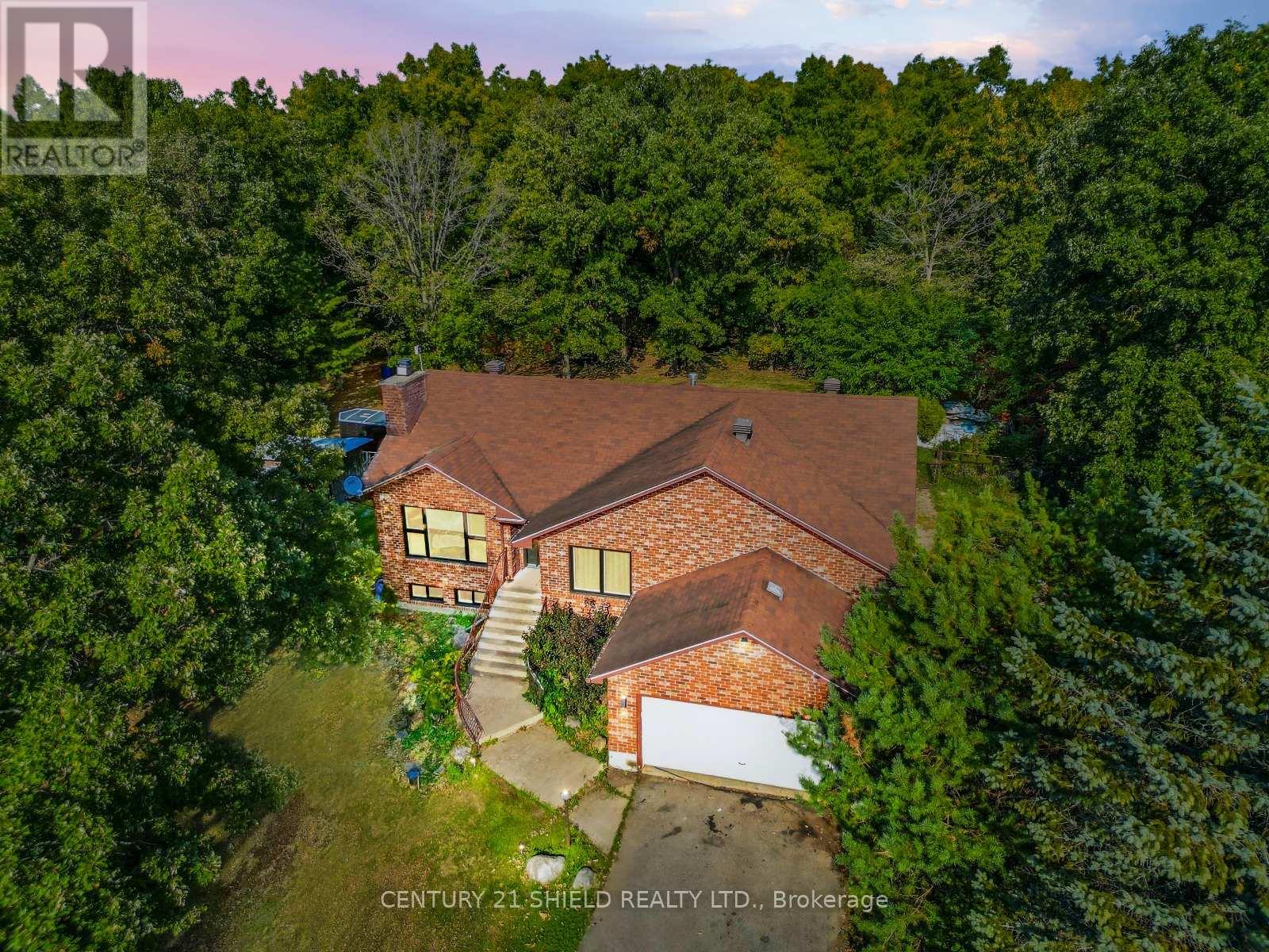 4555 Glen Roy Rd, South Glengarry, ON K0C 1L0