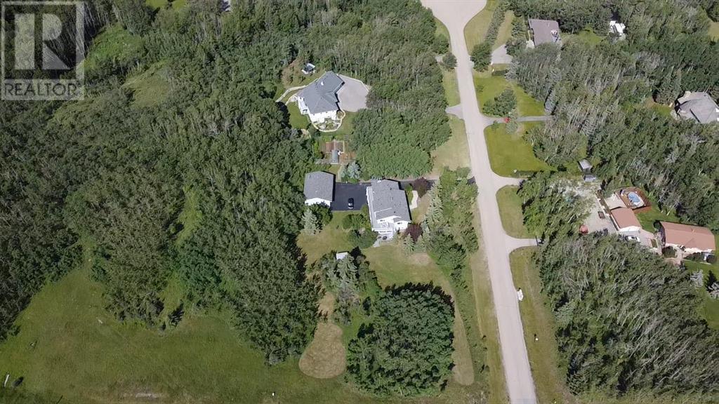 31 Biggar Heights Bay, Calgary, AB T3R 1H4