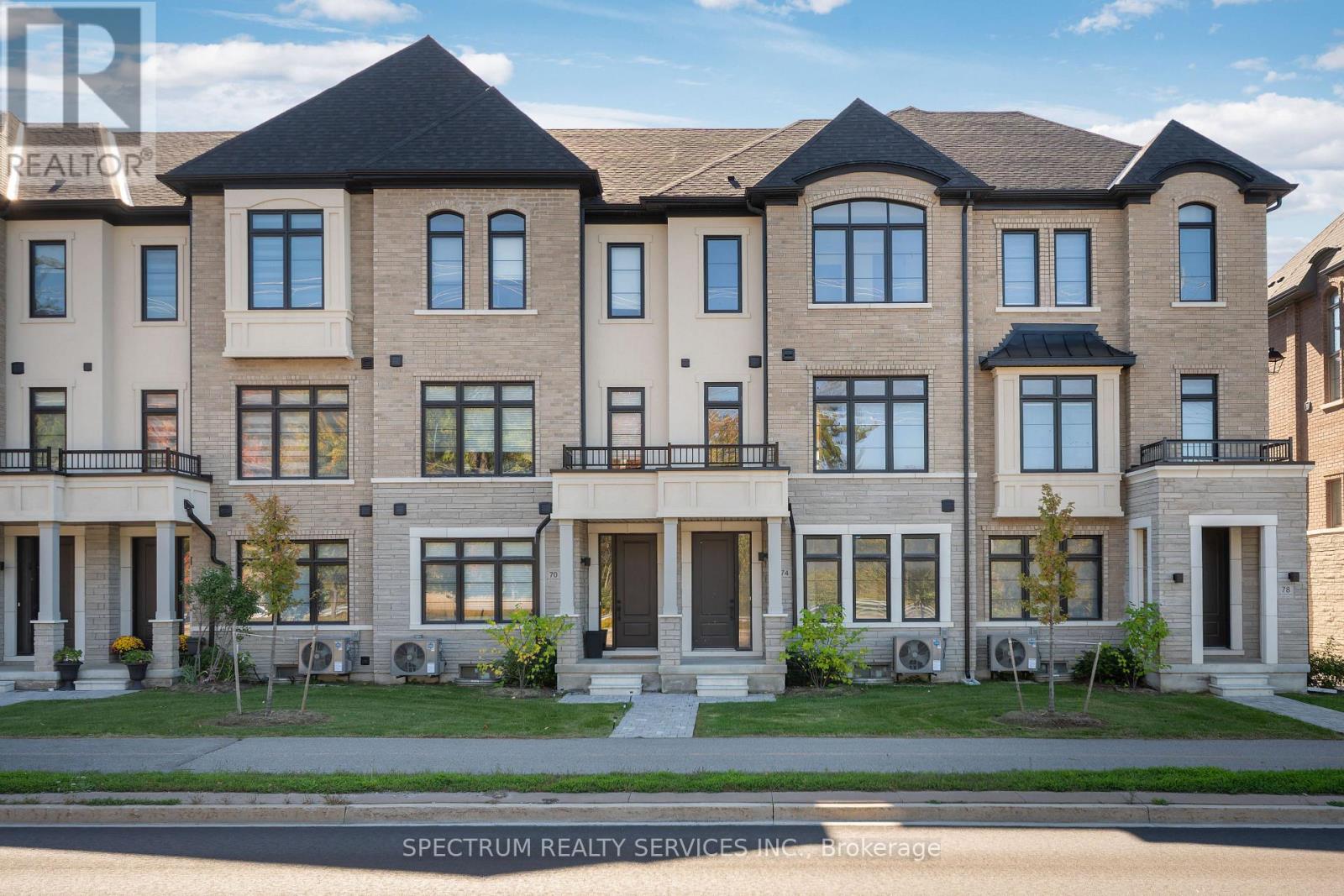 74 De La Roche Dr, Vaughan Vellore Village, ON L4H 5G4