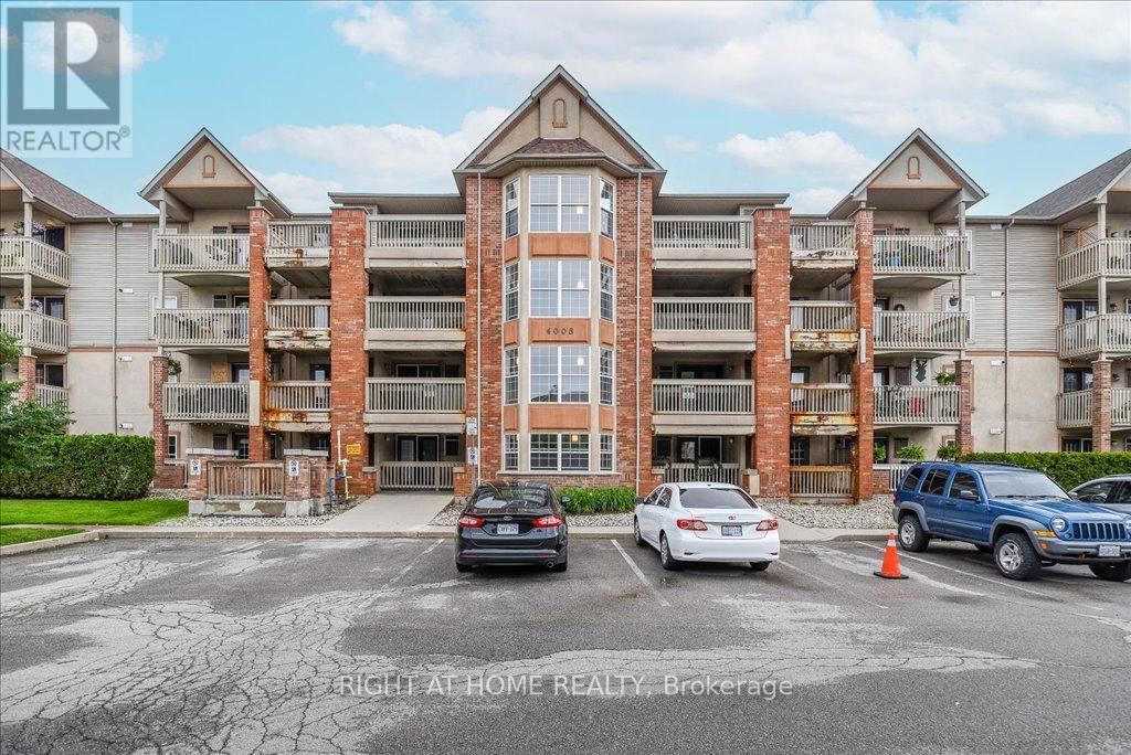 402 4003 Kilmer Dr, Burlington, ON L7M 4M1