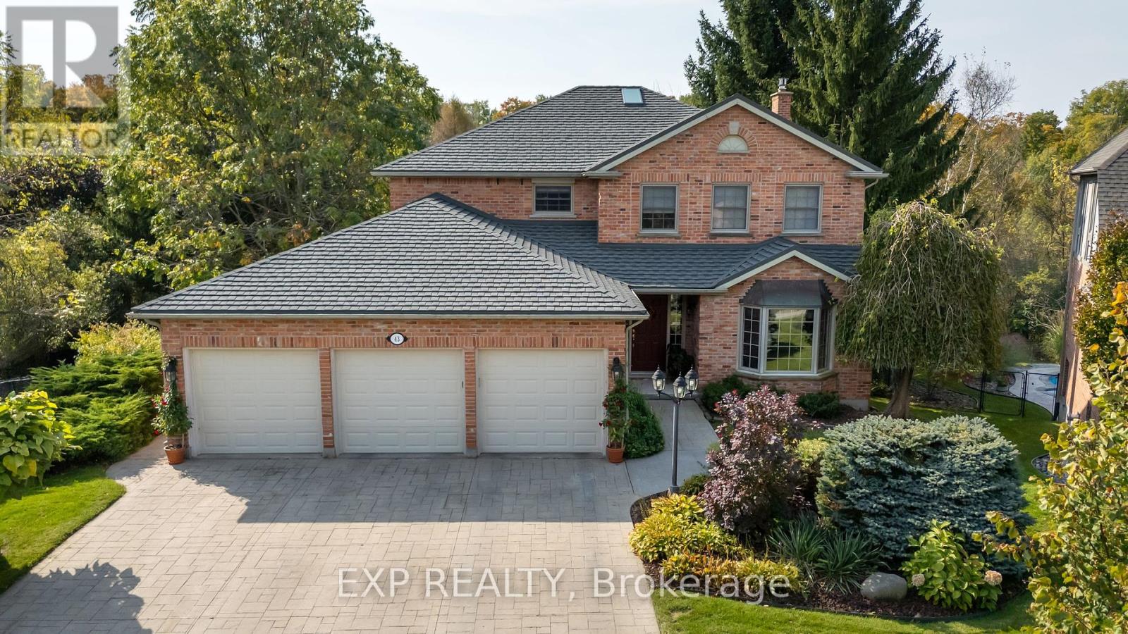 43 Glenridge Cres, London, ON N6G 4W5