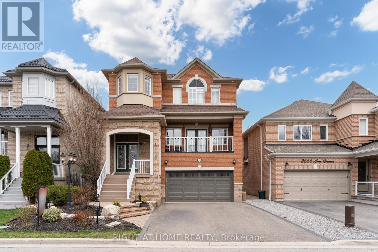 3662 Jorie Cres, Mississauga, ON L5M 7G8