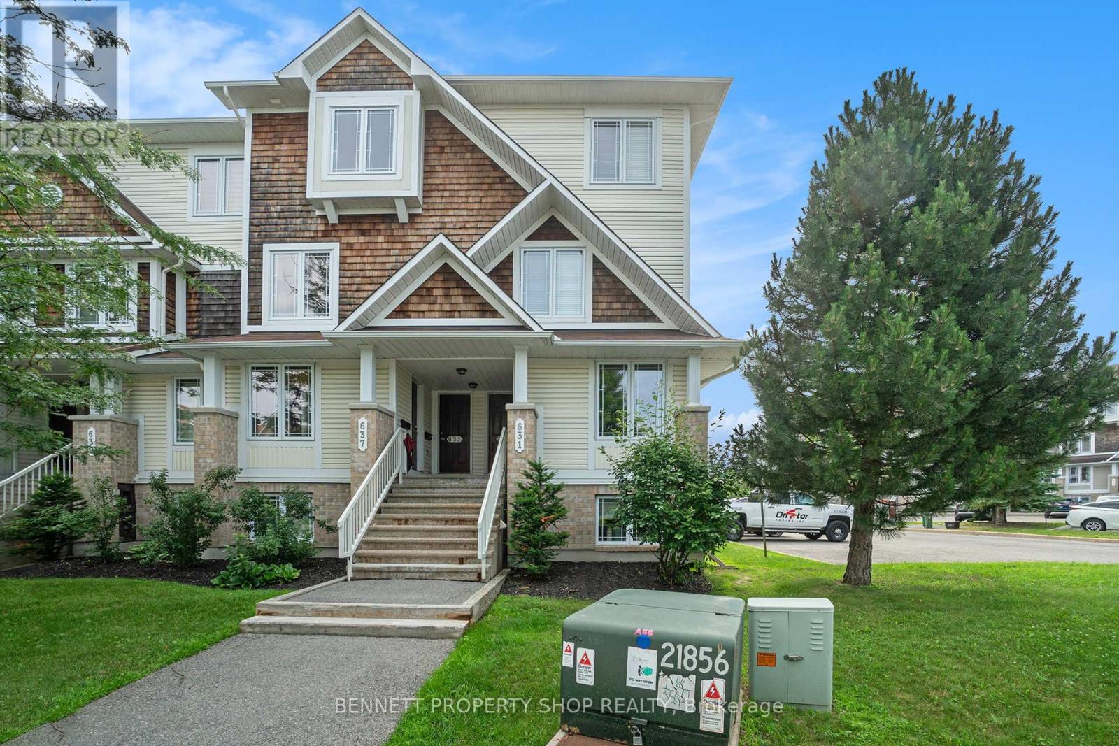 58 631 Louis Toscano Dr, Ottawa, ON K4A 0B7