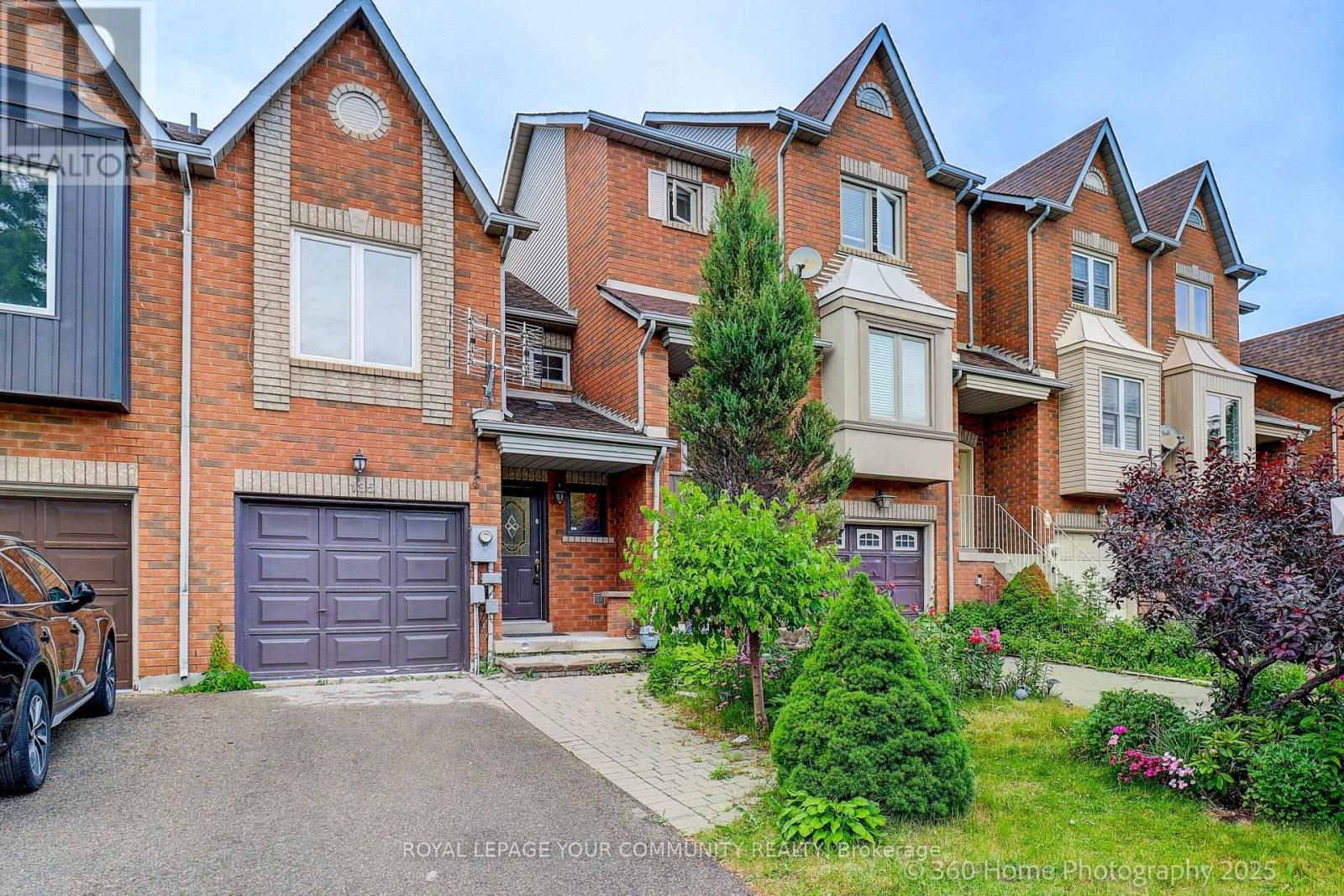 135 Kelso Cres, Vaughan, ON L6A 2K7