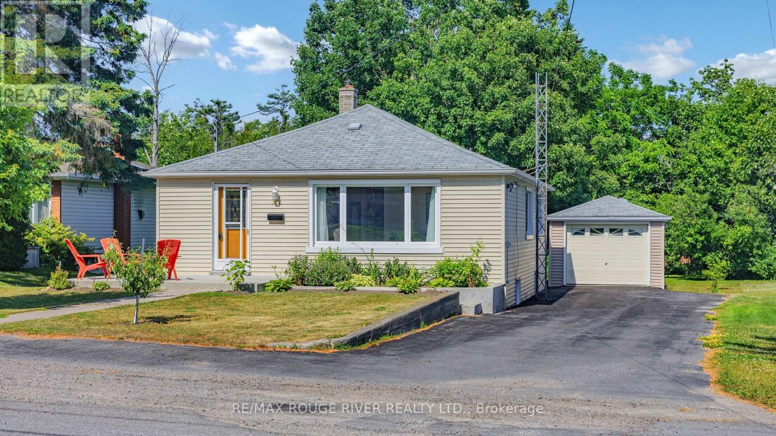 162 Queen St, Kawartha Lakes, ON K0M 1N0