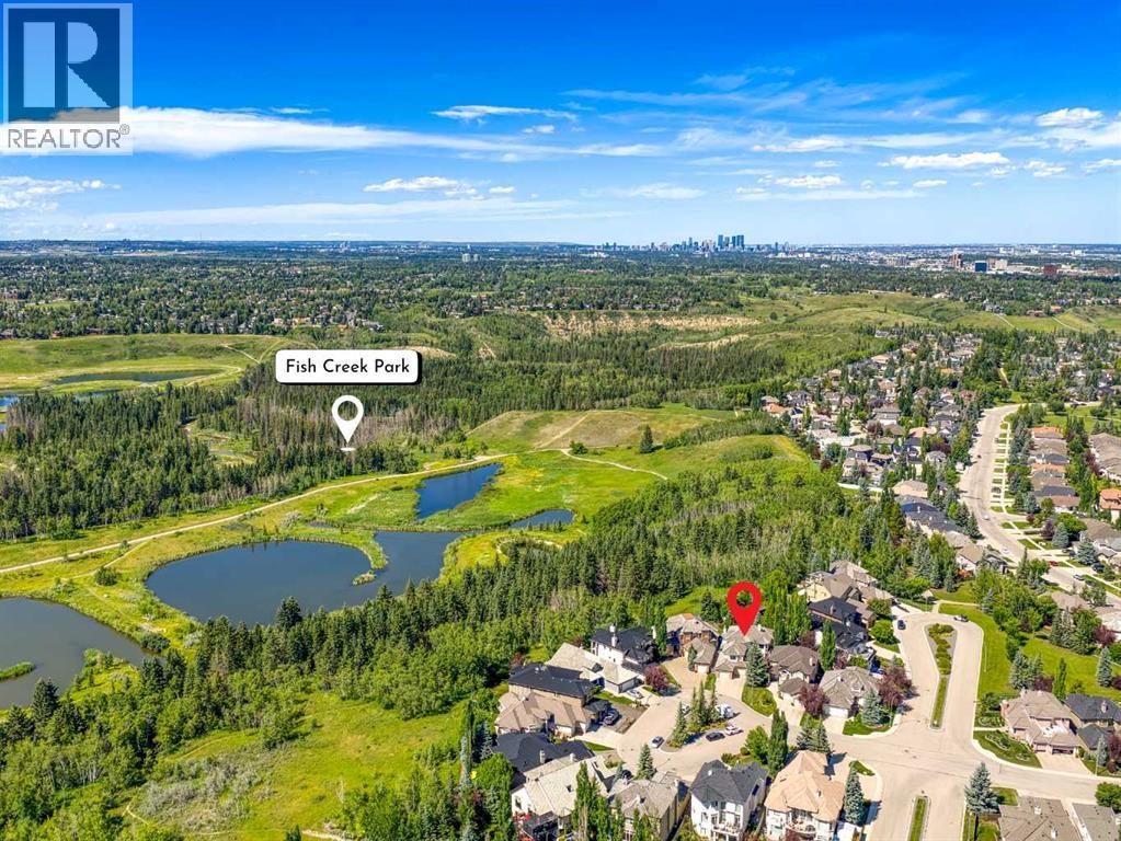 210 Evergreen Mews SW, Calgary, AB T2Y 3T9