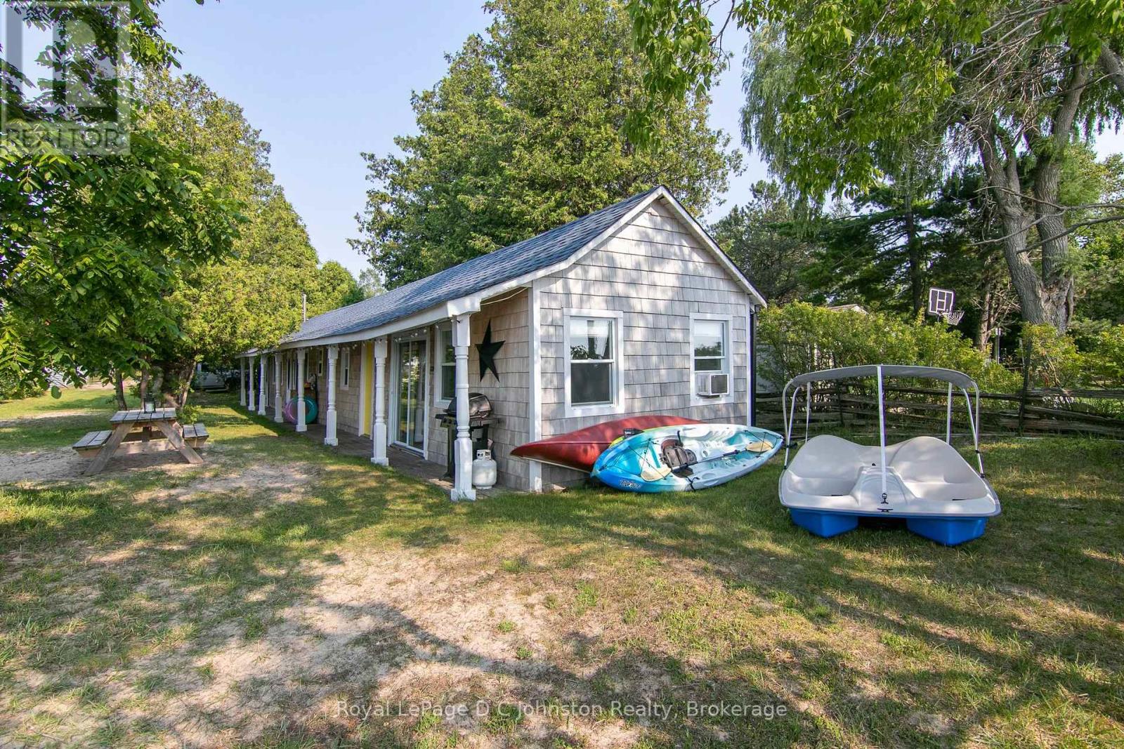 105 5th Ave S, Native Leased Lands, ON N0H 2L0