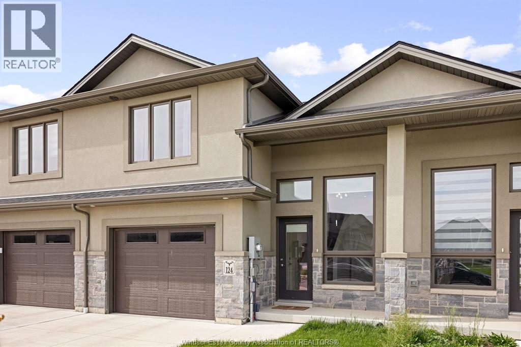 124 Lane St, Essex, ON N8M 0A9