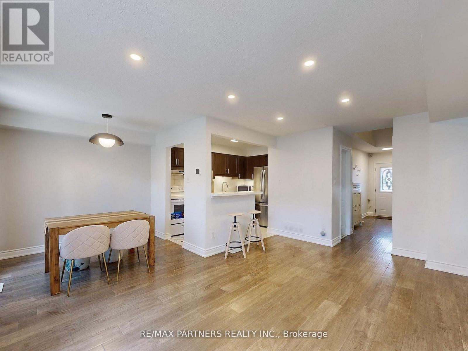 46 Woody Vine Way, Toronto, ON M2J 4H6