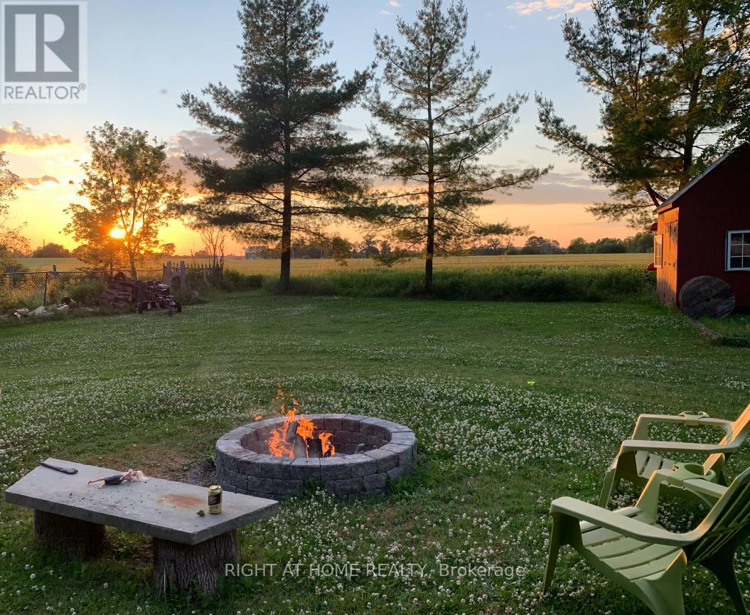 220 King St, Kawartha Lakes, ON K0M 2T0