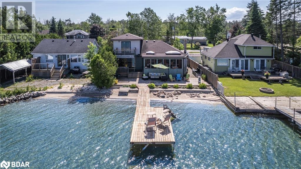 2617 Leonard St, Innisfil, ON L9S 3V3