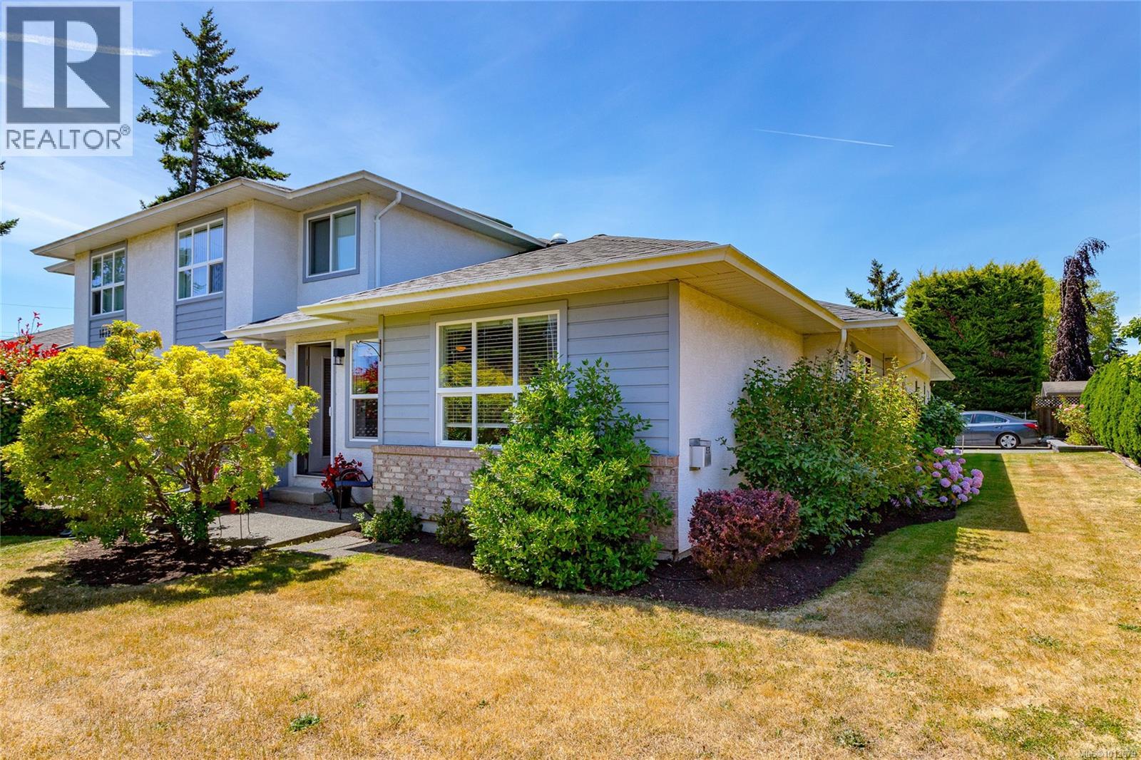 10124 Resthaven Drive #d, Sidney, BC V8L 3G6