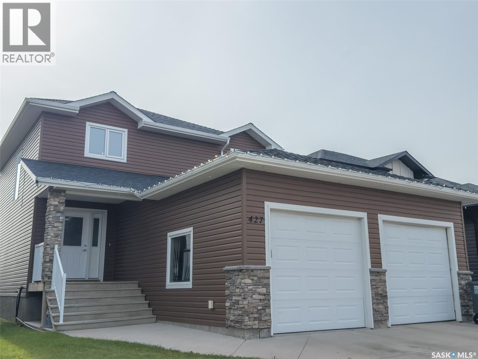 427 Glacial Shores Mnr, Saskatoon, SK S7S 1N1