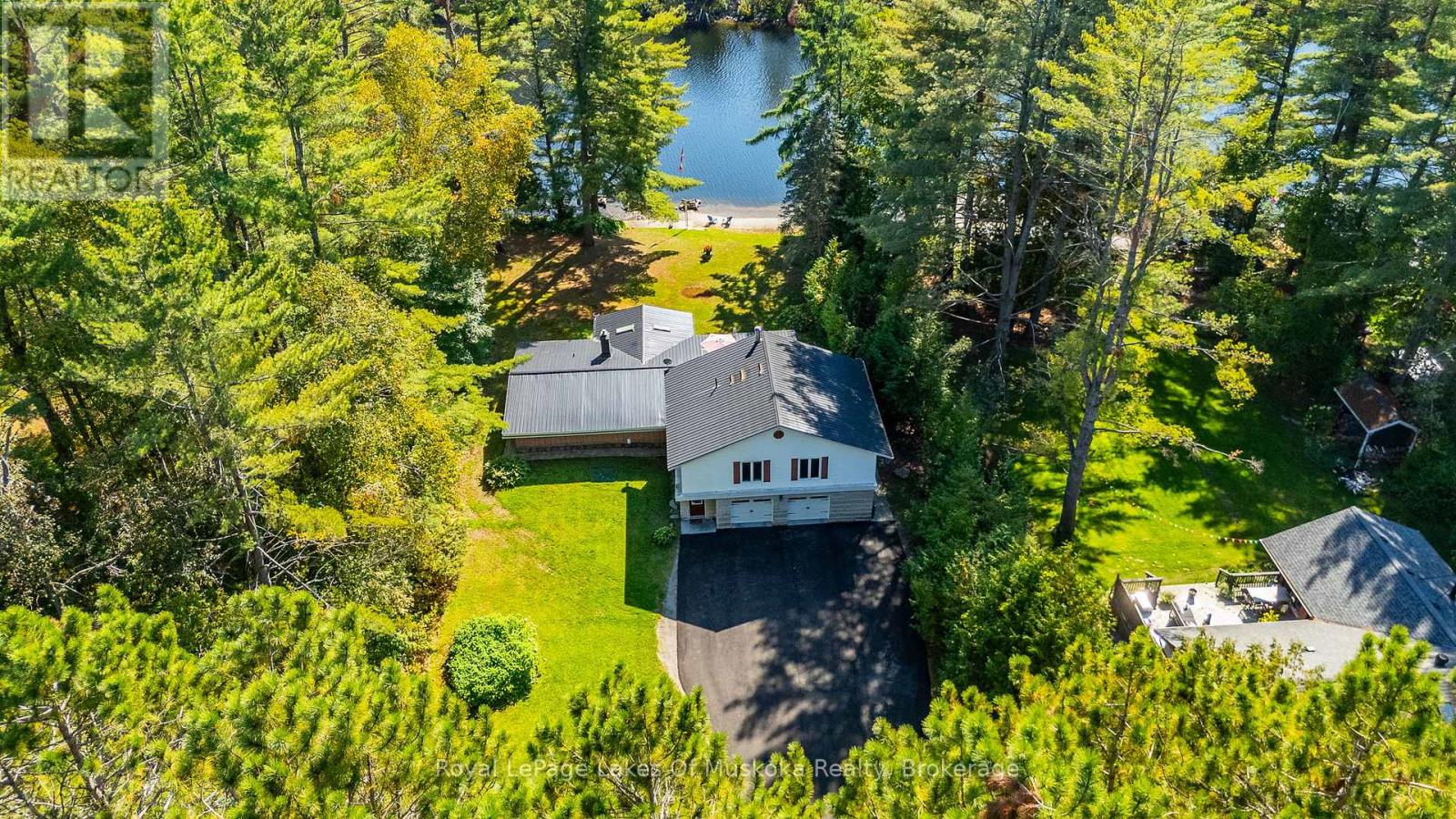 50 Brofoco Dr, Bracebridge, ON P1L 1C9