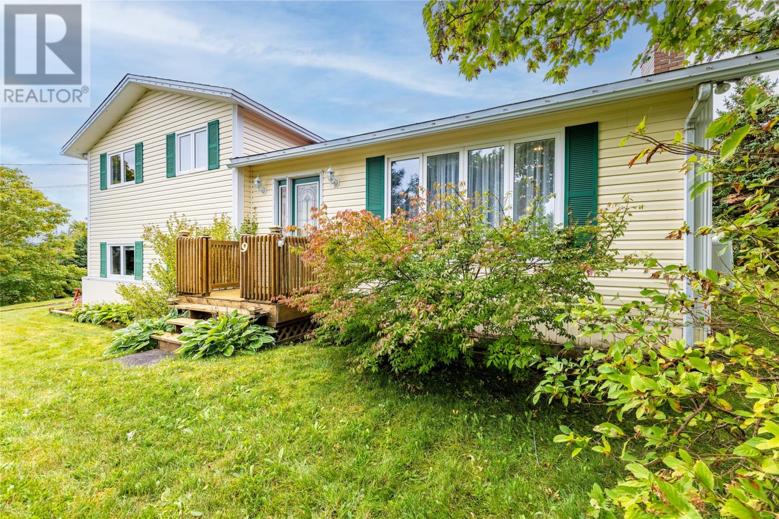 9 Hickeys Pl, Torbay, NL A1K 1J6