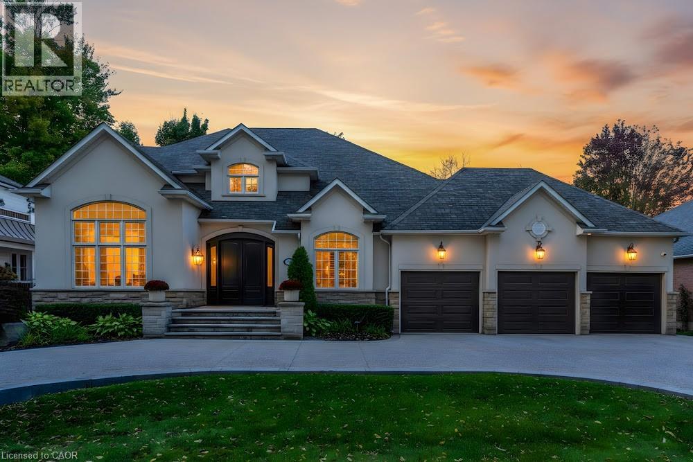 234 Lovers Ln, Ancaster, ON L9G 5B9