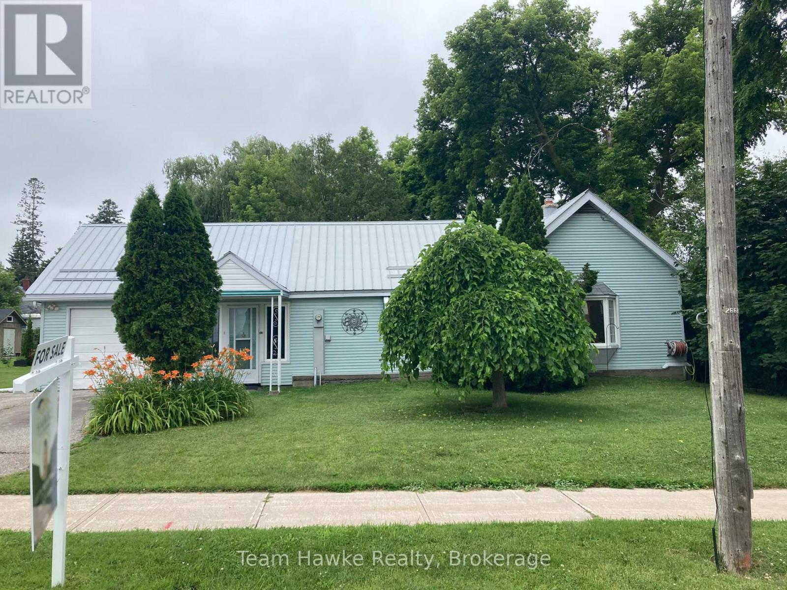 266 Barnett Ave, Midland, ON L4R 1N4