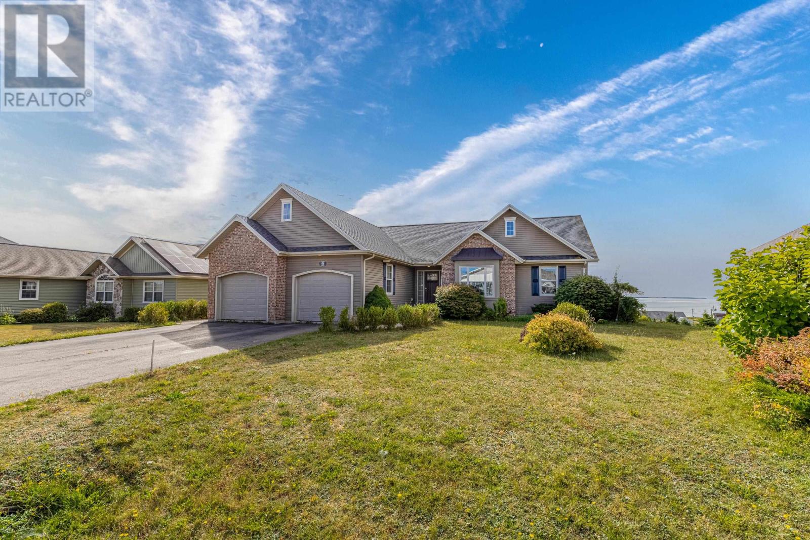 6 Larkspur St, Stratford, PE C1B 0H2