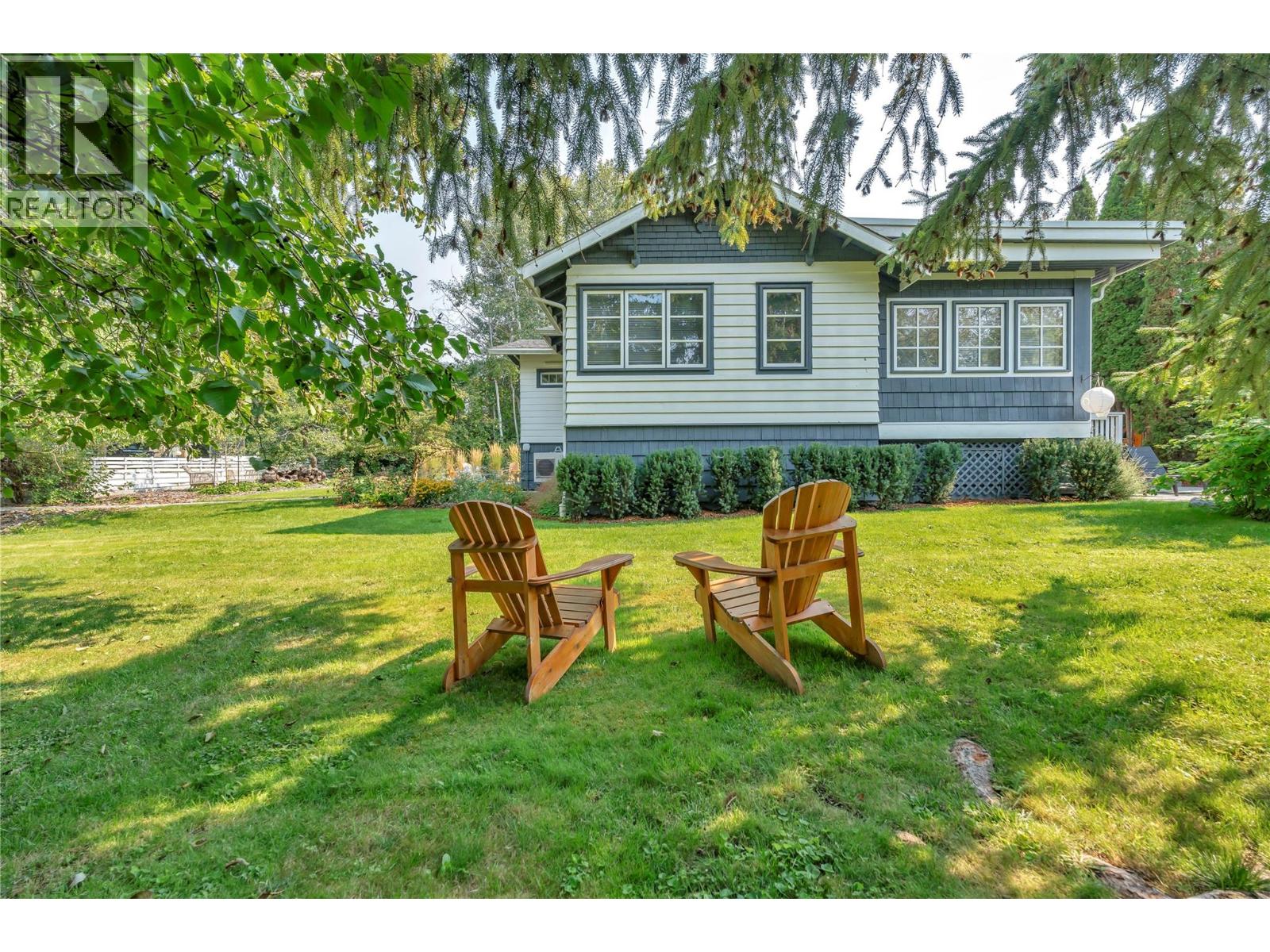 480 Robinson Ave, Naramata, BC V0H 1N0