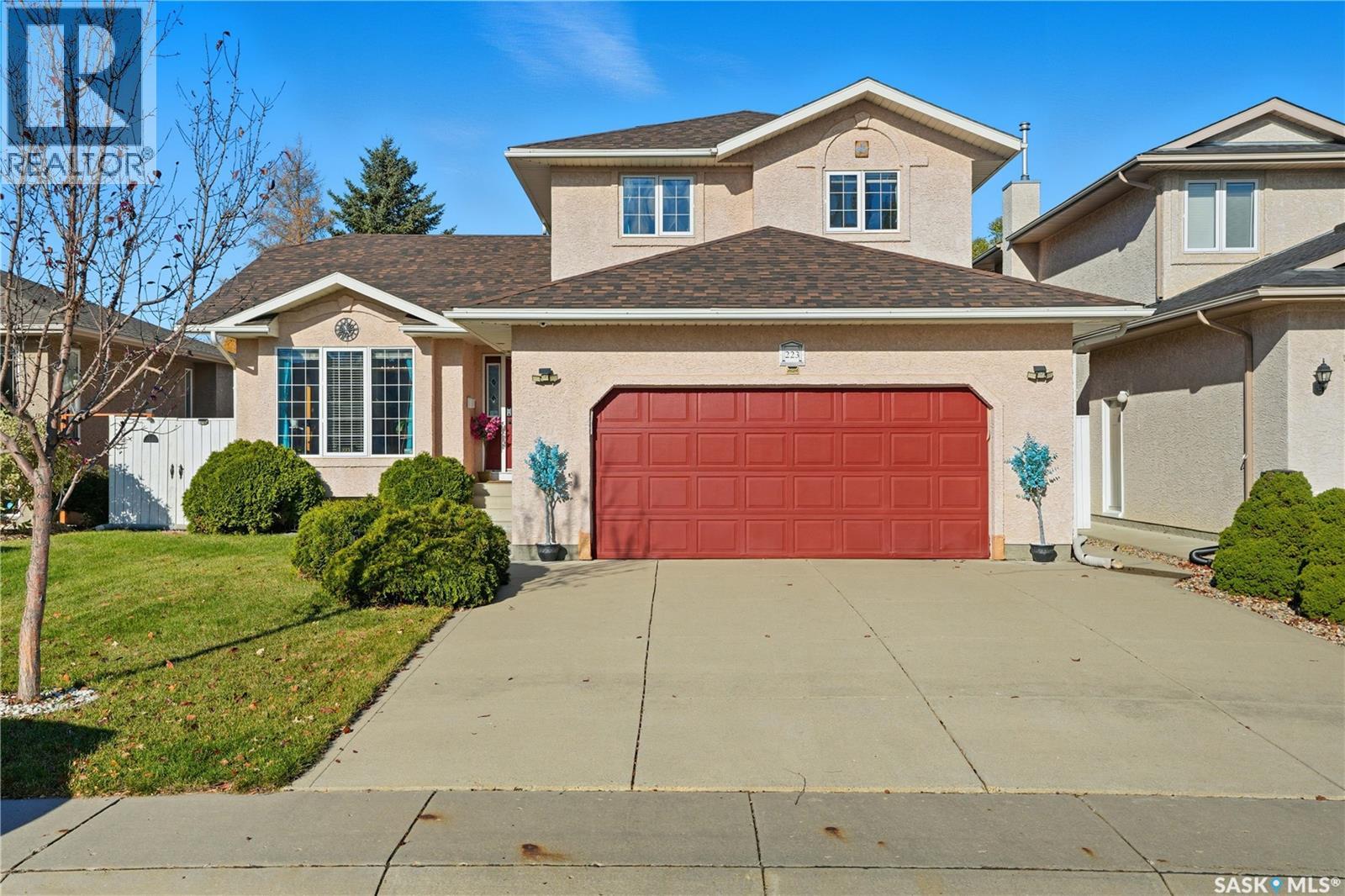 223 Blackburn Cres, Saskatoon, SK S7V 1E9