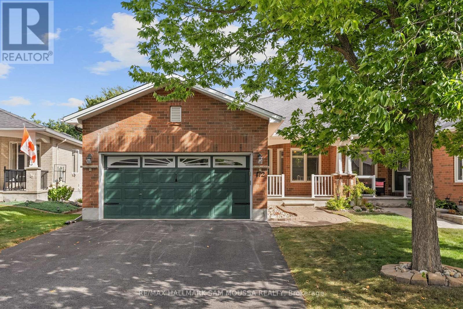 172 Granite Ct, Ottawa, ON K2M 0A3