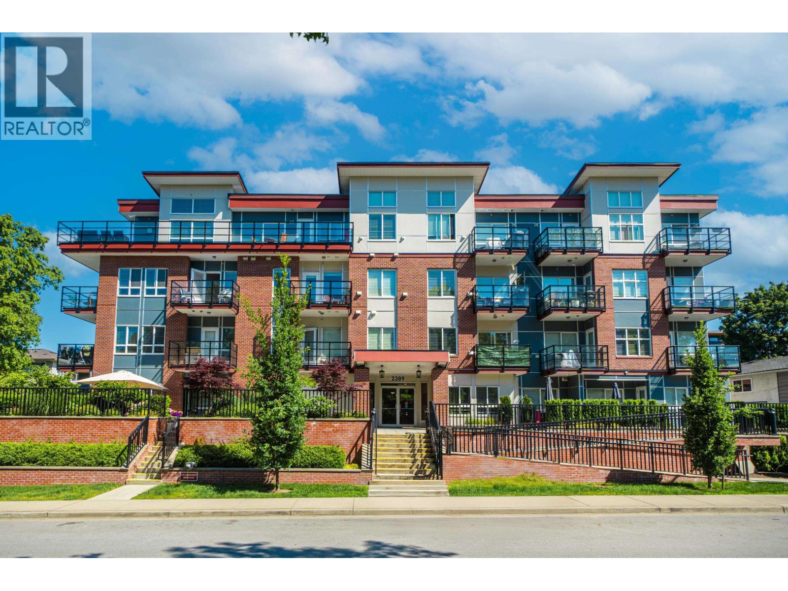2389 Hawthorne Avenue Unit 404, Port Coquitlam, BC V3C 0T2