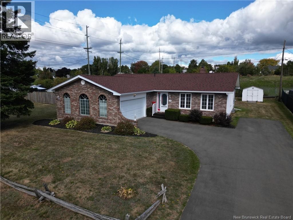 239 Orleans St, Dieppe, NB E1A 1W8