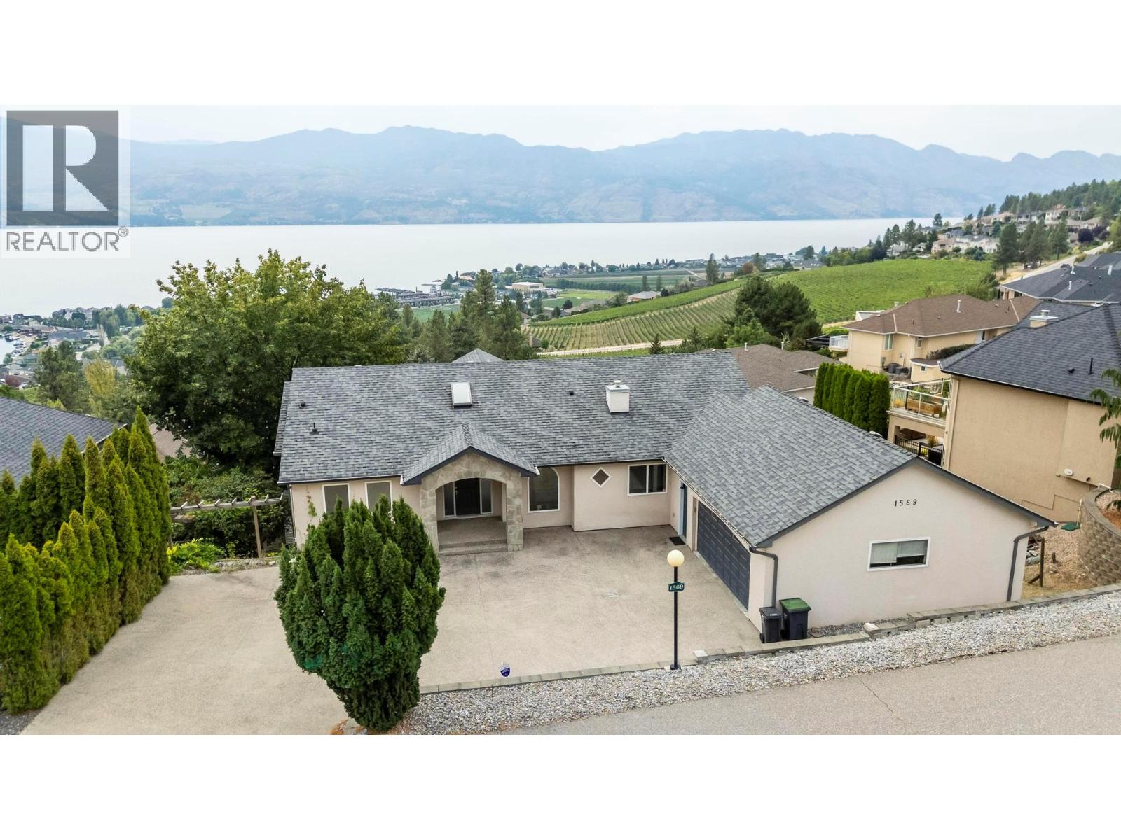 1569 Gregory Rd, West Kelowna, BC V4T 2V7