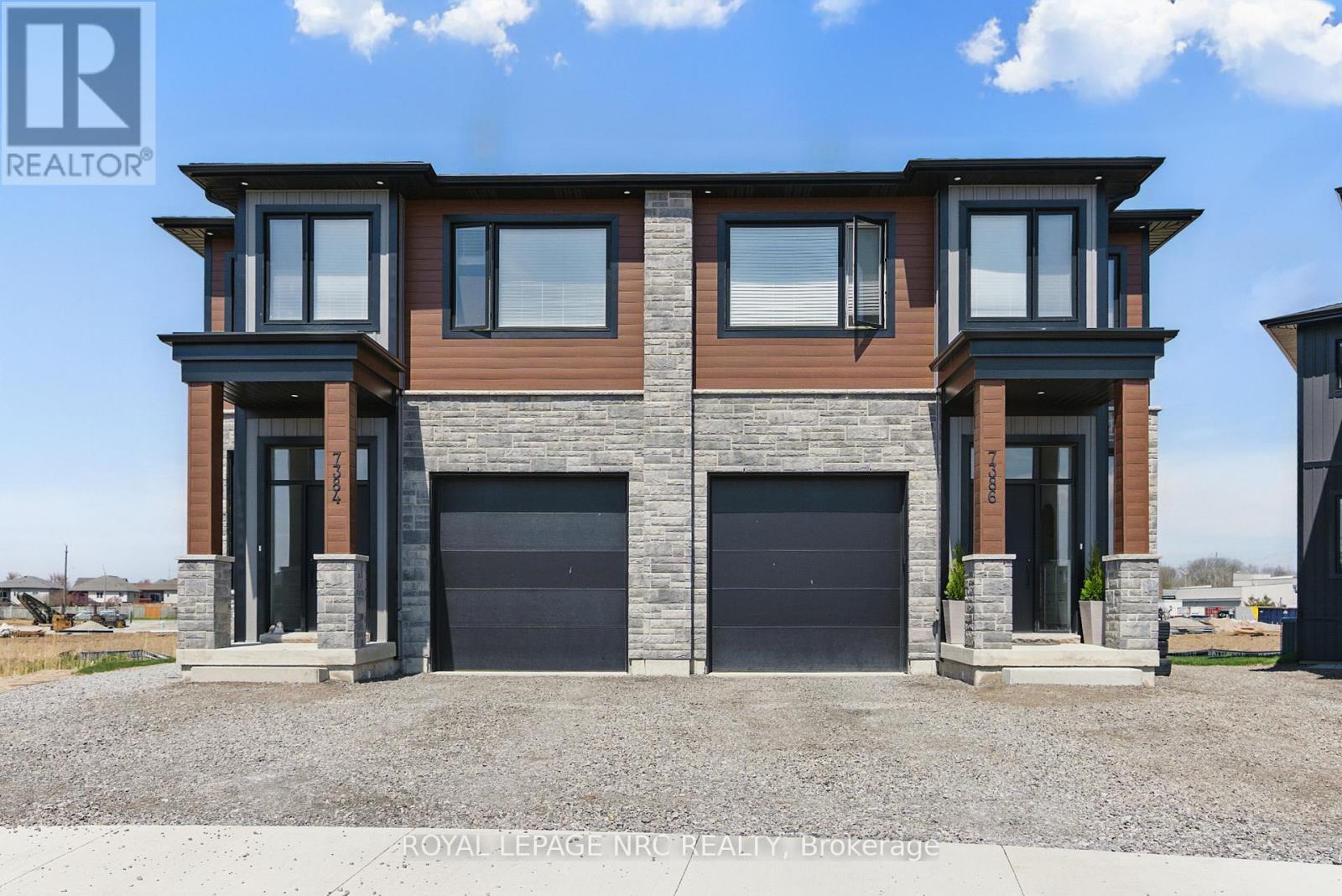 7386 Splendour Dr, Niagara Falls Brown, ON L2H 3V8